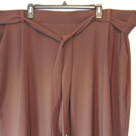 NWT Torrid Raisin Brown Crepe Self Tie Tapered Pant Plus Size 4 4X H13554 - Picture 3 of 11